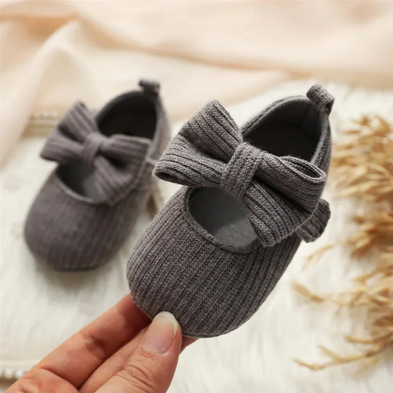 0-1 Years Old Wool Girl Baby Shoes Soft-soled Princess Baby Shoes Comfortable Bow Toddler Shoe Cute and Stylish